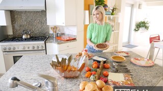 Kiara Cole Fucks Her Stepsis in the Kitchen - бесплатное порно на 1PORNO.NET