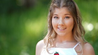 Vienna Rose Sucks and Rides Stepdad’s Big Dick - лучшее порно без регистрации 1PORNO.NET