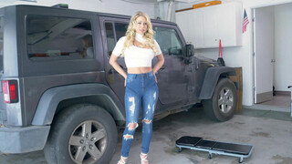 Katie Morgan Works Out a Steamy Deal - лучшее порно без регистрации 1PORNO.NET