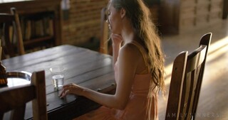 Blonde Stepdaughter's Naughty Blowjob - бесплатное порно на 1PORNO.NET