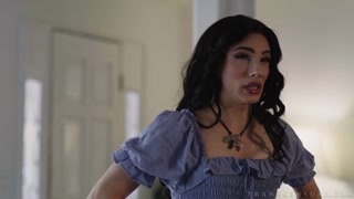 Ariel Demure's Stepmom Seduction - лучшее порно без регистрации 1PORNO.NET
