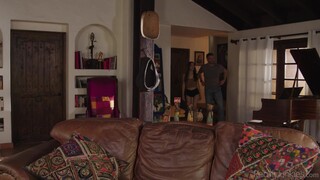 Filthy Family Fun with Natural Tits and Thong - бесплатное порно на 1PORNO.NET