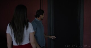 Stepdaughter's Last Favor - бесплатное порно на 1PORNO.NET