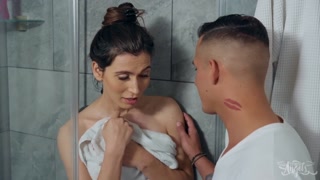Anal Action in the Locker Room - лучшее порно без регистрации 1PORNO.NET