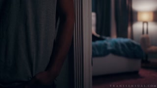 My Shemale Stepsister Takes a Cumshot - бесплатное порно на 1PORNO.NET