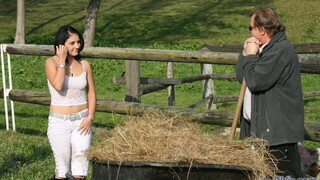 Old Man Fucks Young Brunette in Doggystyle - лучшее порно без регистрации 1PORNO.NET