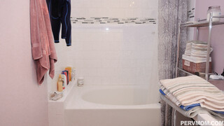 Mom's Sensual POV Experience - бесплатное порно на 1PORNO.NET