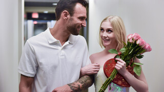 Valentine's Day DP with Petite Emma Starletto - лучшее порно без регистрации 1PORNO.NET