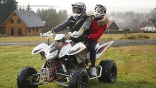 Trimmed Pussy and Big Cock in Winter Cabin - лучшее порно без регистрации 1PORNO.NET