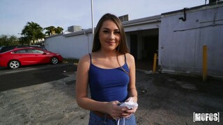 Mackenzie Mace Gets Laid - лучшее порно без регистрации 1PORNO.NET