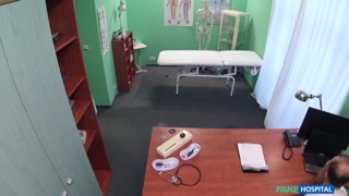 Redhead Rides Doctor in Office for a Paycheck - лучшее порно без регистрации 1PORNO.NET