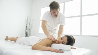 Scarlet Rebel's Oily Massage Session - лучшее порно без регистрации 1PORNO.NET