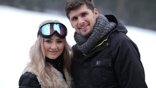 Kristof Cale and Hot Girl Fucking in the Snow - бесплатное порно на 1PORNO.NET