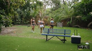 Sporty Girls Get Down and Dirty - лучшее порно без регистрации 1PORNO.NET