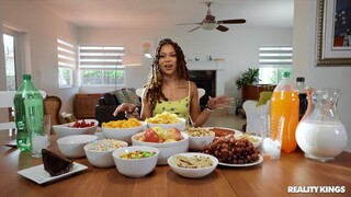  Jeni's Interracial Muk-Bang with Jmac  - бесплатное порно на 1PORNO.NET