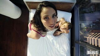 Brunette Jade Baker Eats Gia Derza’s Tight Pussy - лучшее порно без регистрации 1PORNO.NET