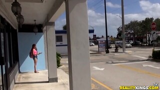 Brunette Kaylee Gets Cumshot - лучшее порно без регистрации 1PORNO.NET