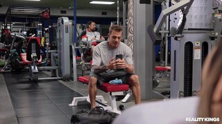 Tomie's Temptation: A Gym Seduction - бесплатное порно на 1PORNO.NET
