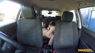 Valentina Bianco Gives Head in Car - лучшее порно без регистрации 1PORNO.NET