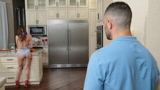 Ballerina Gets Him Off with a BJ - бесплатное порно на 1PORNO.NET