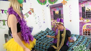 Cumshot Party with Aubrey Sinclair - лучшее порно без регистрации 1PORNO.NET