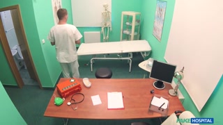 Tattooed Nurse Blows Doctor in Medical Office - лучшее порно без регистрации 1PORNO.NET