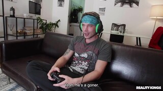Trimmed Pussy Licking for Ballerina Gamer - бесплатное порно на 1PORNO.NET