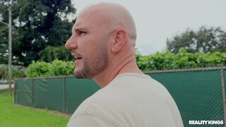 Amateur Real Estate Agent Fucked in Standing Doggystyle - лучшее порно без регистрации 1PORNO.NET