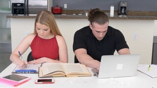Lexxxus Loves Cumshot - лучшее порно без регистрации 1PORNO.NET