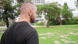 Cumshot in Public with Alina Ali - лучшее порно без регистрации 1PORNO.NET