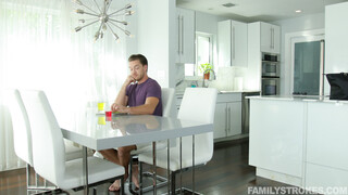 Sadie Blake Step Cousin Fuck - Family Fantasy - бесплатное порно на 1PORNO.NET