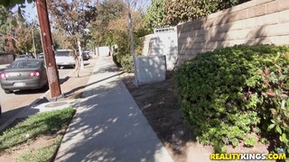 It Takes a Big Mouth to Suck It Up - бесплатное порно на 1PORNO.NET