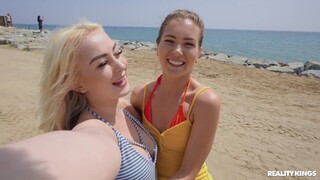 Bad Beach Babes - Doggystyle & Facial with Natural Tits - лучшее порно без регистрации 1PORNO.NET
