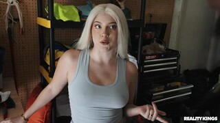 Teen Stepdaughter Watches Mom and Mechanic - бесплатное порно на 1PORNO.NET