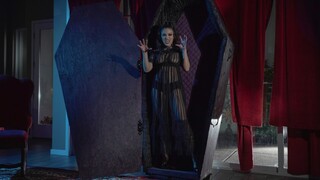 Spanking Her in the Graveyard - лучшее порно без регистрации 1PORNO.NET