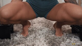 Barbie Gets Spanked & Fucked Doggystyle - Cheating GF - бесплатное порно на 1PORNO.NET