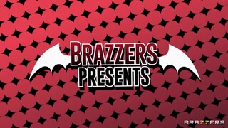 Interracial Halloween Orgies with Blonde and Brunette - лучшее порно без регистрации 1PORNO.NET