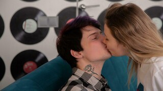 European Teen Luna Umberlay Sucks & Gets Covered in Cum - бесплатное порно на 1PORNO.NET