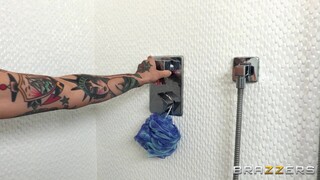Small Hands Help Joanna Out - лучшее порно без регистрации 1PORNO.NET