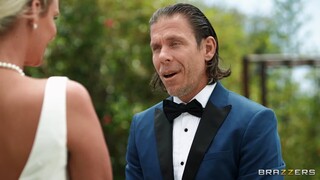 Big Tits and Big Ass: A Blonde Bride's Wild Ride - лучшее порно без регистрации 1PORNO.NET