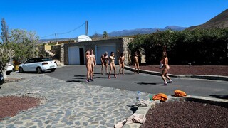  Brunette Teen Gets Cumshot After Naked Pool Yoga  - лучшее порно без регистрации 1PORNO.NET