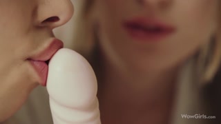 Lesbian Lust: Naomi and Mencia - бесплатное порно на 1PORNO.NET