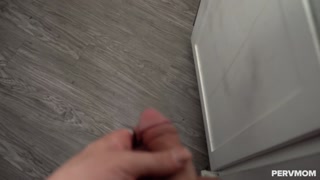 MILF Linzee Ryder Craves My Dick - Stepmom Porn - бесплатное порно на 1PORNO.NET