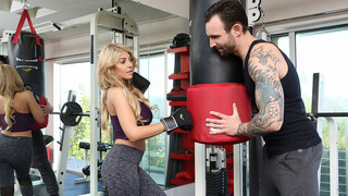 Kayla Kayden’s Hardcore Workout With Hung Alex Legend - лучшее порно без регистрации 1PORNO.NET