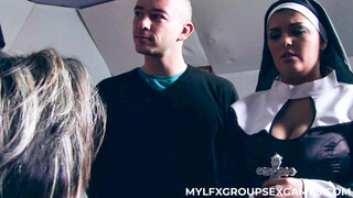 Hot Nun Action Tarra White Jasmine Black Get Dirty - лучшее порно без регистрации 1PORNO.NET