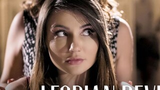 Stepfamily Seduction - Adria Rae Licks Elexis Monroe's Wet Pussy - лучшее порно без регистрации 1PORNO.NET