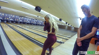Big Balls Slamming Brandi Bae's Tight Pussy - лучшее порно без регистрации 1PORNO.NET
