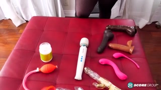 Solo MILF Stassi Rossi and Her Toy Fun - лучшее порно без регистрации 1PORNO.NET
