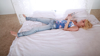 Super Skinny Blonde Fucked Hard - Sammie Daniels - бесплатное порно на 1PORNO.NET