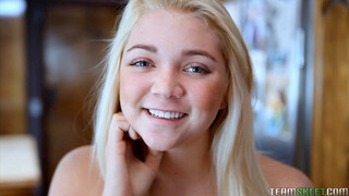 Carson Grundle Pounds Bright-Eyed Jessie Andrews with Bushy Pussy - бесплатное порно на 1PORNO.NET